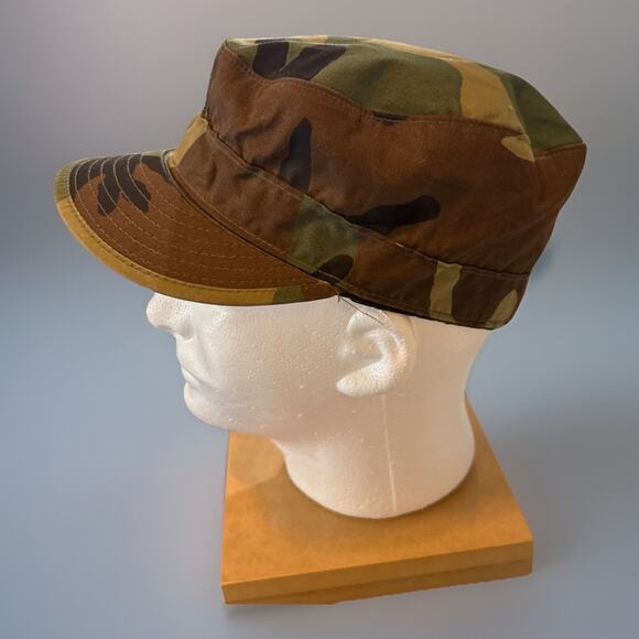 Class 1 U.S. Army Camouflage Hat With Ear Flap Size 7 3/8 Preowned Mint - Picture 2 of 6